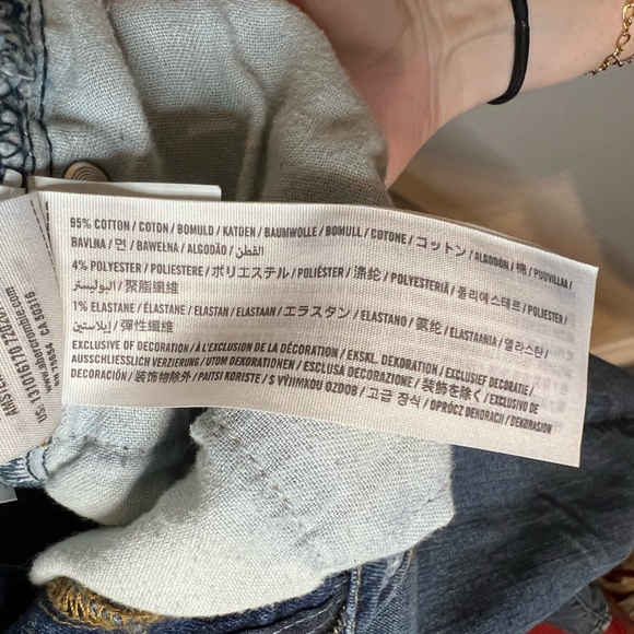 ⭐️Abercrombie & Fitch jeans - Picture 7 of 8